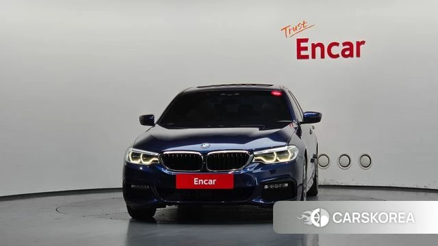 BMW 5 Series (G30) id 4895637 из Кореи 23