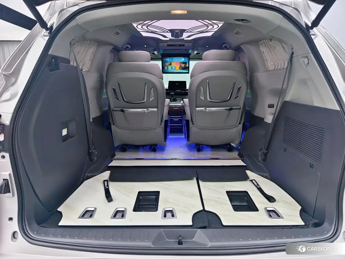 Toyota Sienna id 4629576 из Китая 18