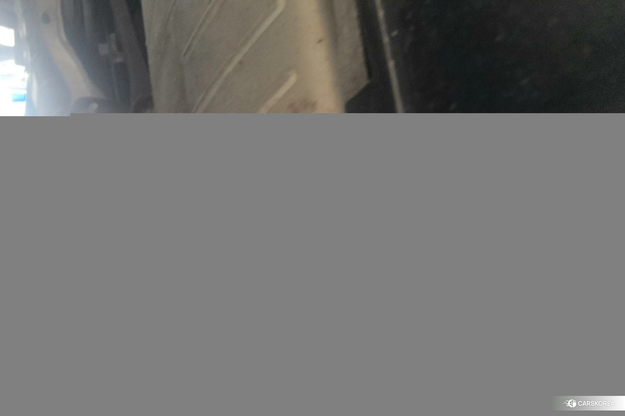 Audi Q5L id 4455693 из Китая 10