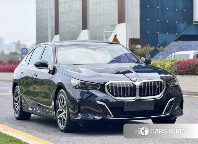 BMW i5 id 3907767 из Китая 22
