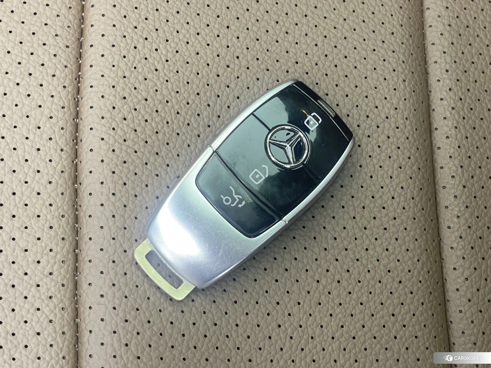 Mercedes-Benz E-class id 4479783 из Китая 13