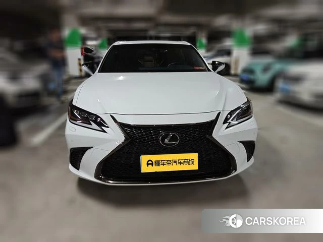 Lexus ES 2019 Белый из Китая, фото 3