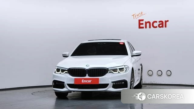 BMW 5 Series (G30) id 4765502 из Кореи 23