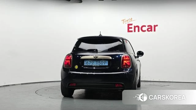 Mini Cooper Electric id 4768254 из Кореи 23