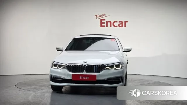 BMW 5 Series (G30) id 3504753 из Кореи 13