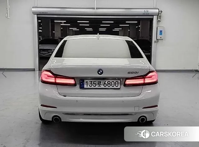 BMW 5 Series (G30) id 3682464 из Кореи 12