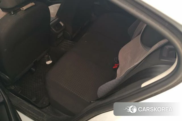 Volkswagen Bora id 4328712 из Китая 10