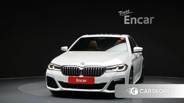 BMW 5 Series (G30) id 4422993 из Кореи 23