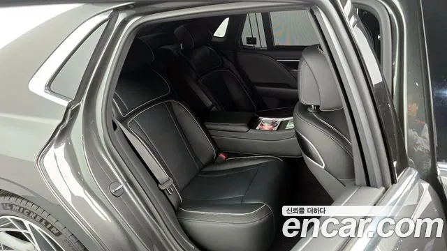 Genesis G90 (RS4) id 2635285 из Кореи 13