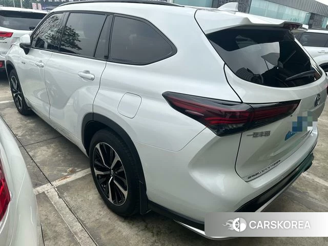 Toyota Crown Lufang id 4353392 из Китая 7