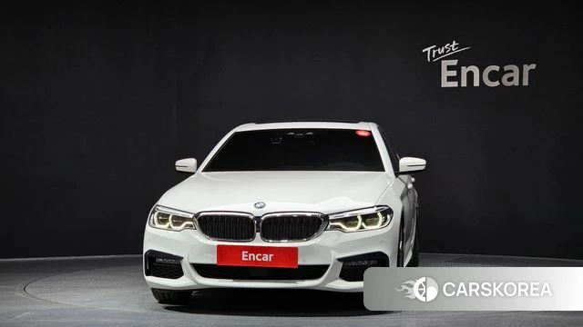 BMW 5 Series (G30) id 3813714 из Кореи 13