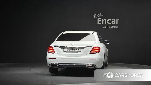 Mercedes-Benz E-Class W213 id 4873630 из Кореи 23