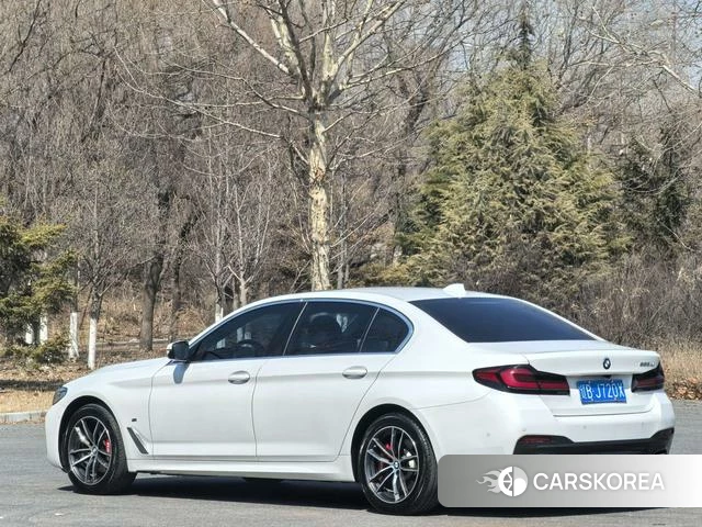 BMW 5 series 2021 Белый из Китая, фото 3
