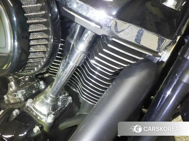 Engine photo