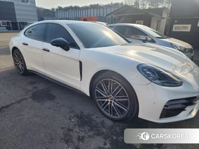 Porsche Panamera (971) 2022 Белый из Кореи, фото 3