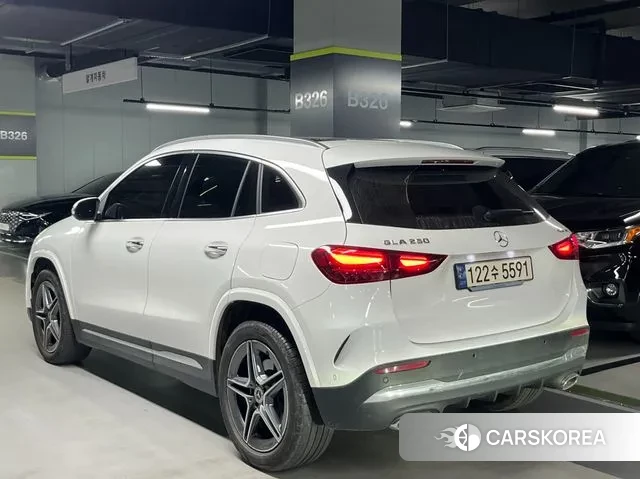 Mercedes-Benz GLA - Class H247 id 3299888 из Кореи 10