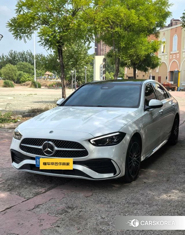Mercedes-Benz Class C 2025 Белый из Китая, фото 3