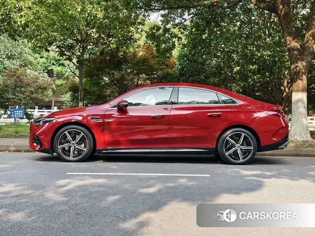Mercedes-Benz CLA EV 2025 Красный из Китая, фото 3
