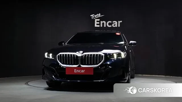 BMW 5 Series (G60) id 3619923 из Кореи 13