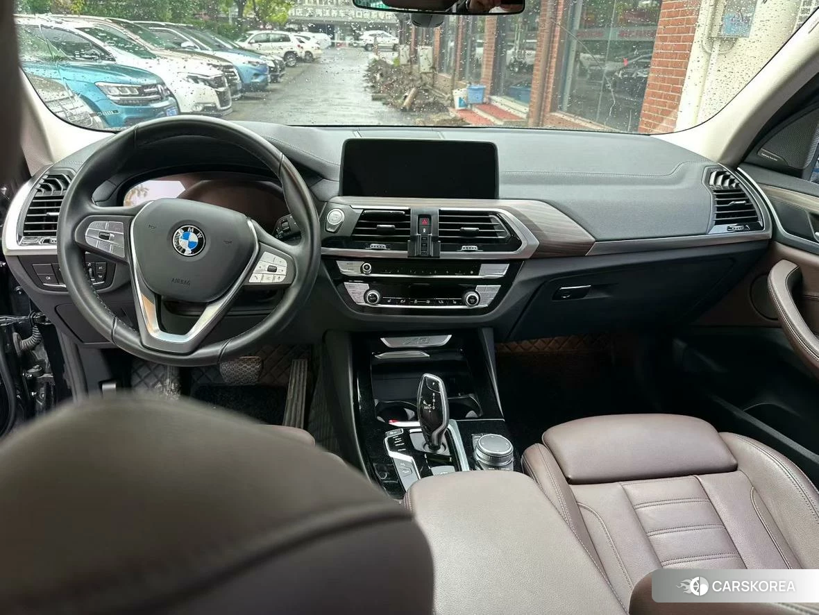 BMW X3 2021 Черный из Китая, фото 3