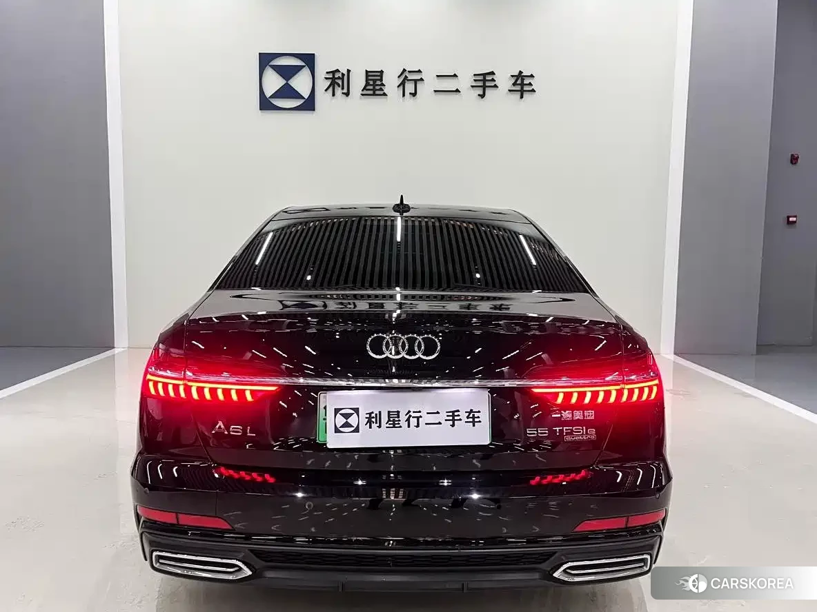 Audi A6L id 4599627 из Китая 7