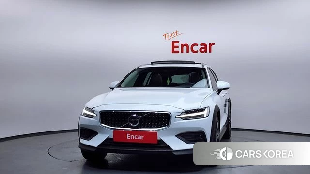 Volvo V60 Cross-Country 2nd Generation id 4019043 из Кореи 13