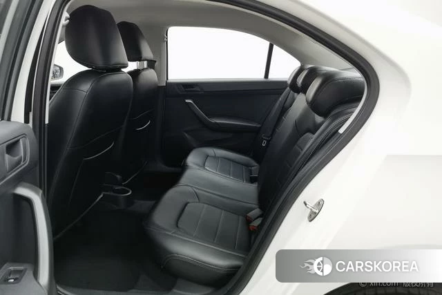 Volkswagen Santana id 4210696 из Китая 17