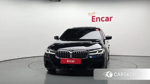 BMW 5 Series (G30) id 3053159 из Кореи 13