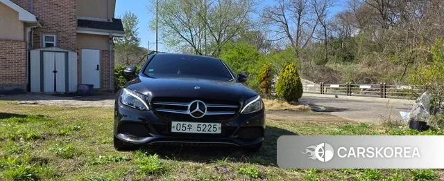 Mercedes-Benz C-Class W205 2018 Черный из Кореи, фото 3