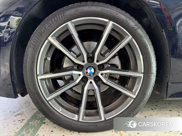 BMW 3 series id 4367437 из Китая 17