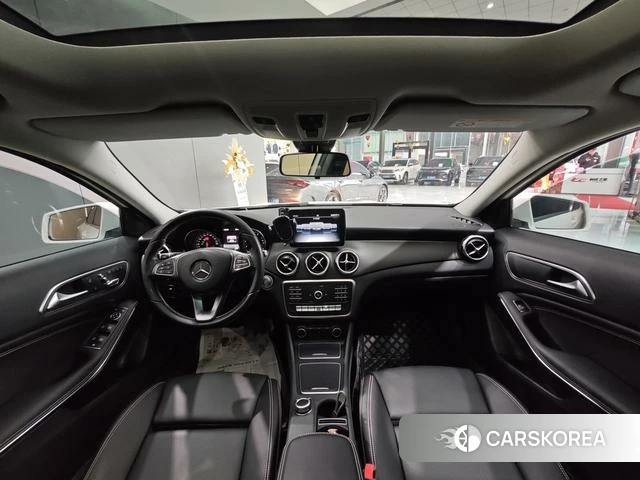 Mercedes-Benz GLA 2019 Белый из Китая, фото 4