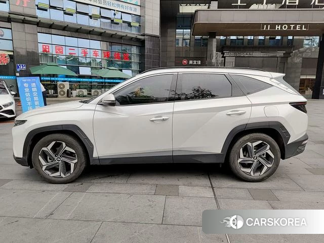 Hyundai Tucson 2022 Белый из Китая, фото 4