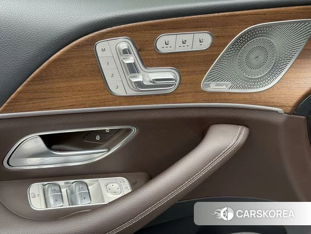 Mercedes-Benz GLS id 4265435 из Китая 9