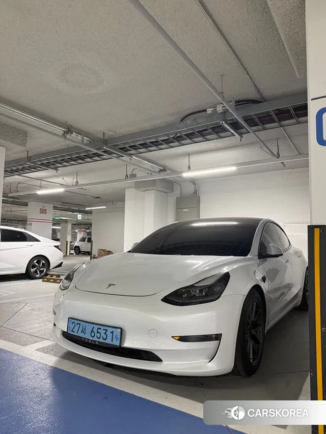 Tesla Model 3 2021 Белый из Кореи, фото 3