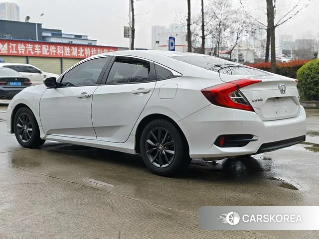 Honda Civic 2021 Белый из Китая, фото 3