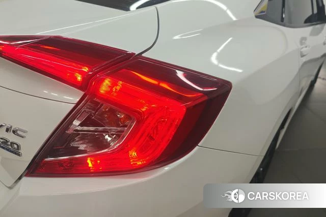 Honda Civic id 3824691 из Китая 10