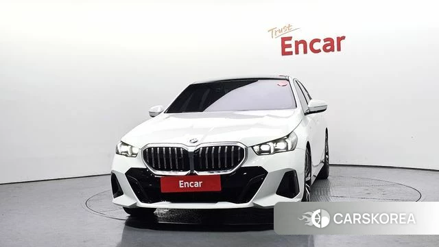 BMW 5 Series (G60) id 4421446 из Кореи 23
