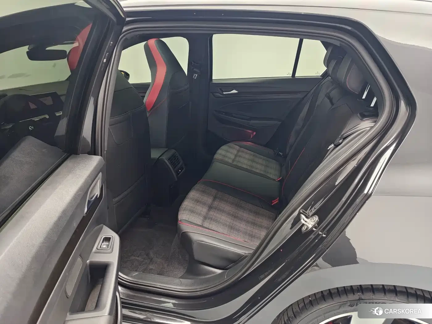 Volkswagen Golf id 4686061 из Китая 10