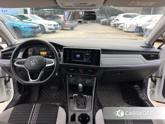 Volkswagen Bora id 4374454 из Китая 7