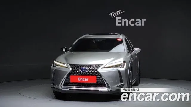 Lexus UX250h id 2917490 из Кореи 13