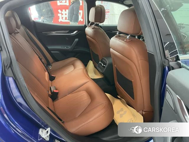 Maserati Ghibli id 4208622 из Китая 21