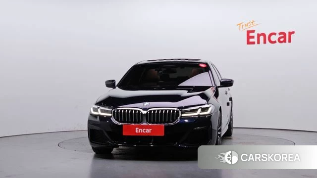 BMW 5 Series (G30) id 4292615 из Кореи 23