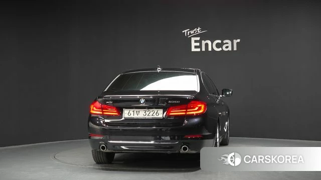 BMW 5 Series (G30) id 4310836 из Кореи 23