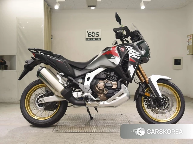 Honda CRF1100L AFRICA TWIN DCT 2026 из Японии