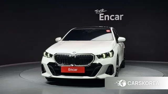 BMW 5 Series (G60) id 3217388 из Кореи 13