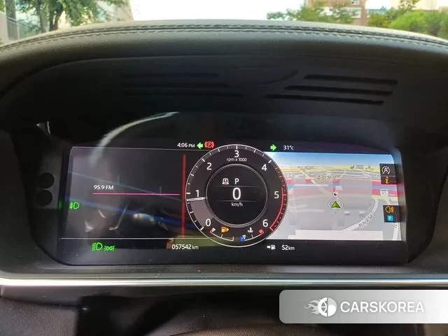 Land Rover Range Rover Sport 2nd Generation 2018 Белый из Кореи, фото 3