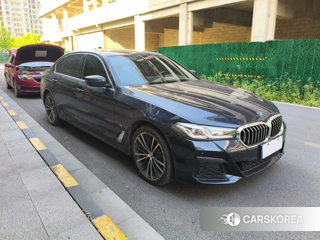 BMW 5 series 2021 Черный из Китая, фото 5