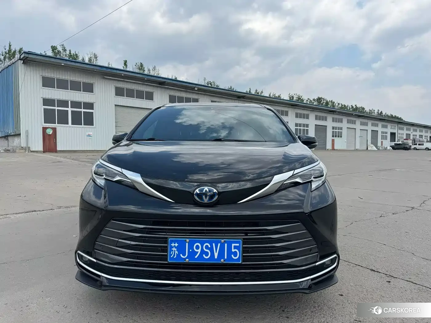 Toyota Sienna 2023 Черный из Китая, фото 3