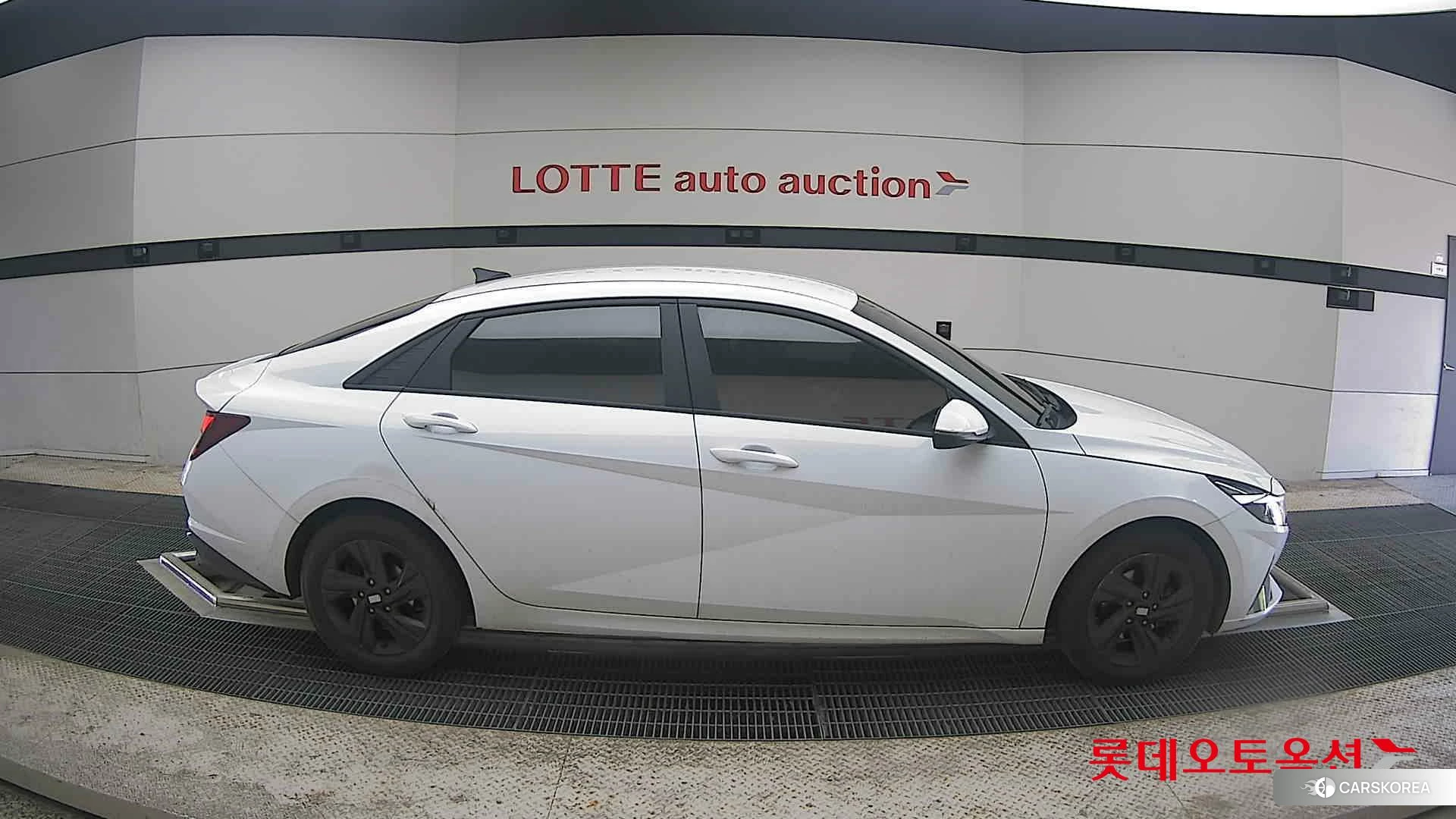 Hyundai Avante id 4289348 из Кореи 23