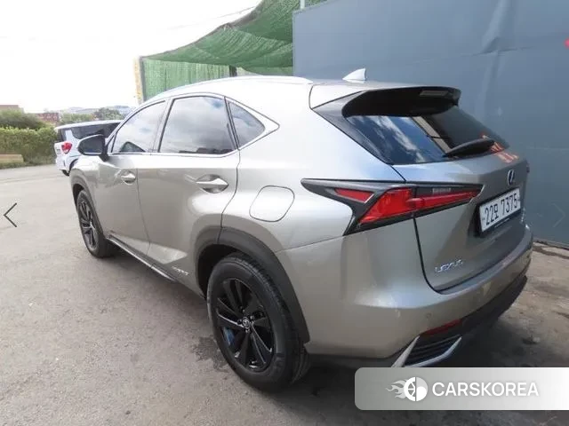 Lexus NX300h id 3622682 из Кореи 13